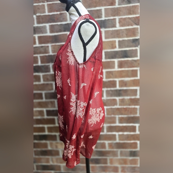 Lily White Burgundy Sleeveless Tie Front Tunic - Picture 9 of 10